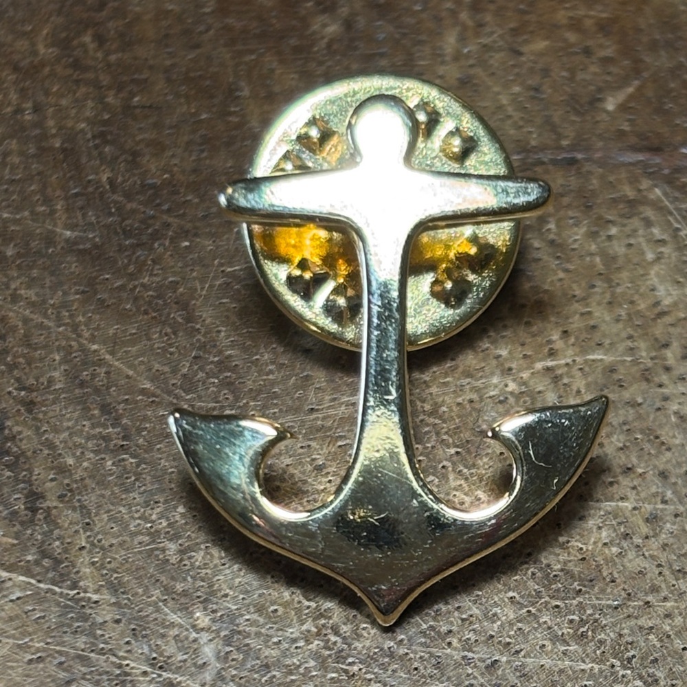 2 Brooches for 30 Vintage Gold Anchor Lapel Pin
